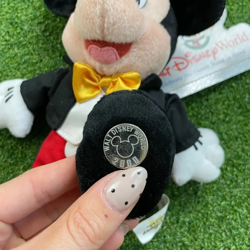 Disney Bean Bag Plush Park Costume Mickey Mickey Mouse 9 Inch MWT